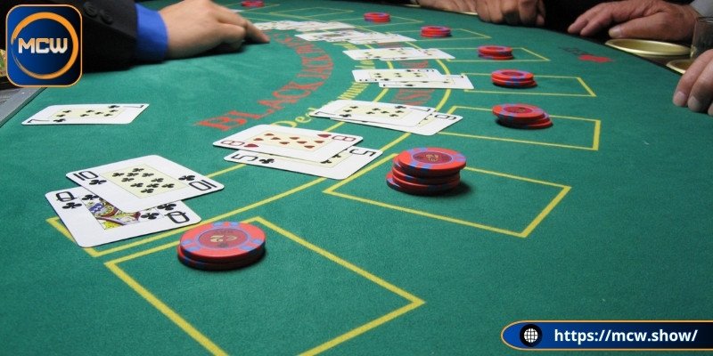 Các biến thể của blackjack là gì