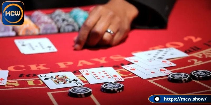 Lượt chơi trong blackjack là gì